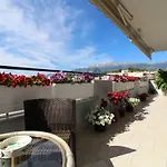 Appartement Lykourgou 10 *