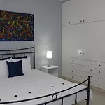 Lykourgou 10